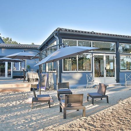 Hotel Restaurant Gite Les Lavandins Saint-Christol  外观 照片