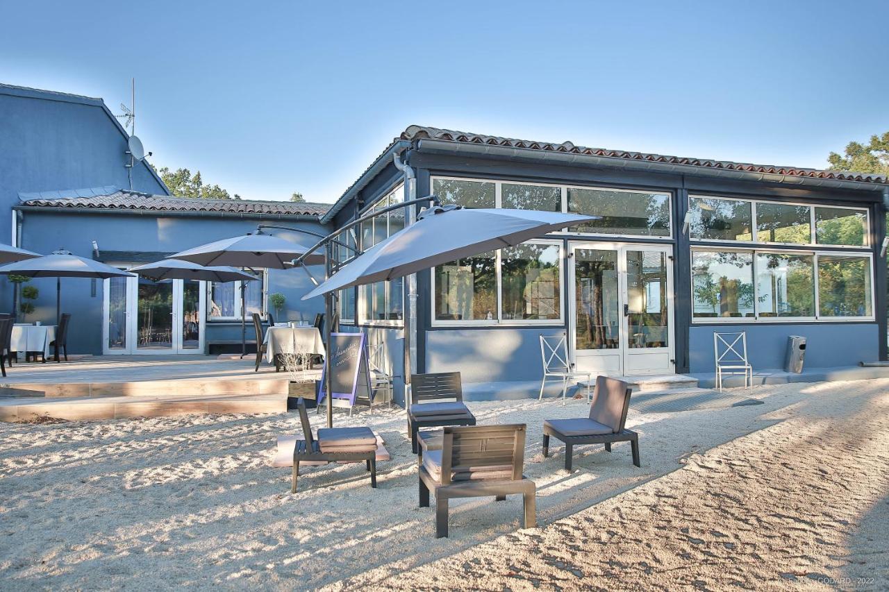 Hotel Restaurant Gite Les Lavandins Saint-Christol  外观 照片